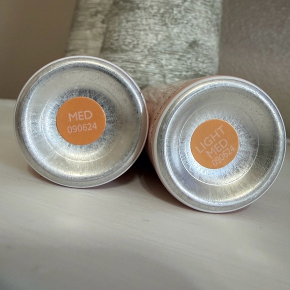 Jerome Alexander Airbrush Foundation + Applicator Set - Picture 2 of 8